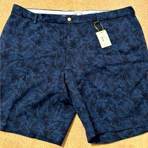 NWT Peter Millar shorts size 42